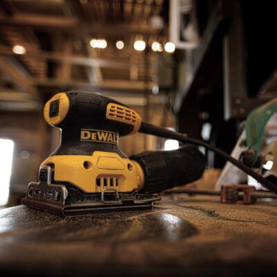 Slefuitor orbital cu talpa dreptunghiulara DeWalt, DWE6411, 140 x 115 mm - SimpleTools
