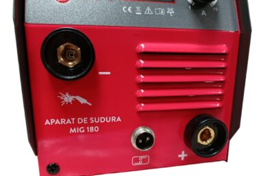 Aparat sudura Almaz, MMA+LiftTIG+FCAW(doar sudura sarma flux), intensitate maxima 180A, afisaj digital - In lucru
