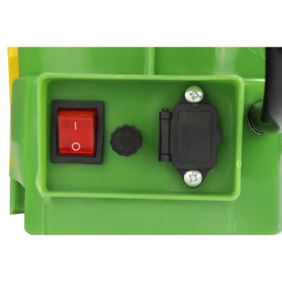 PP-16SBM pompa de stropit cu acumulator 2 in 1 12V8Ah 620 m2 PartnerPro - In lucru